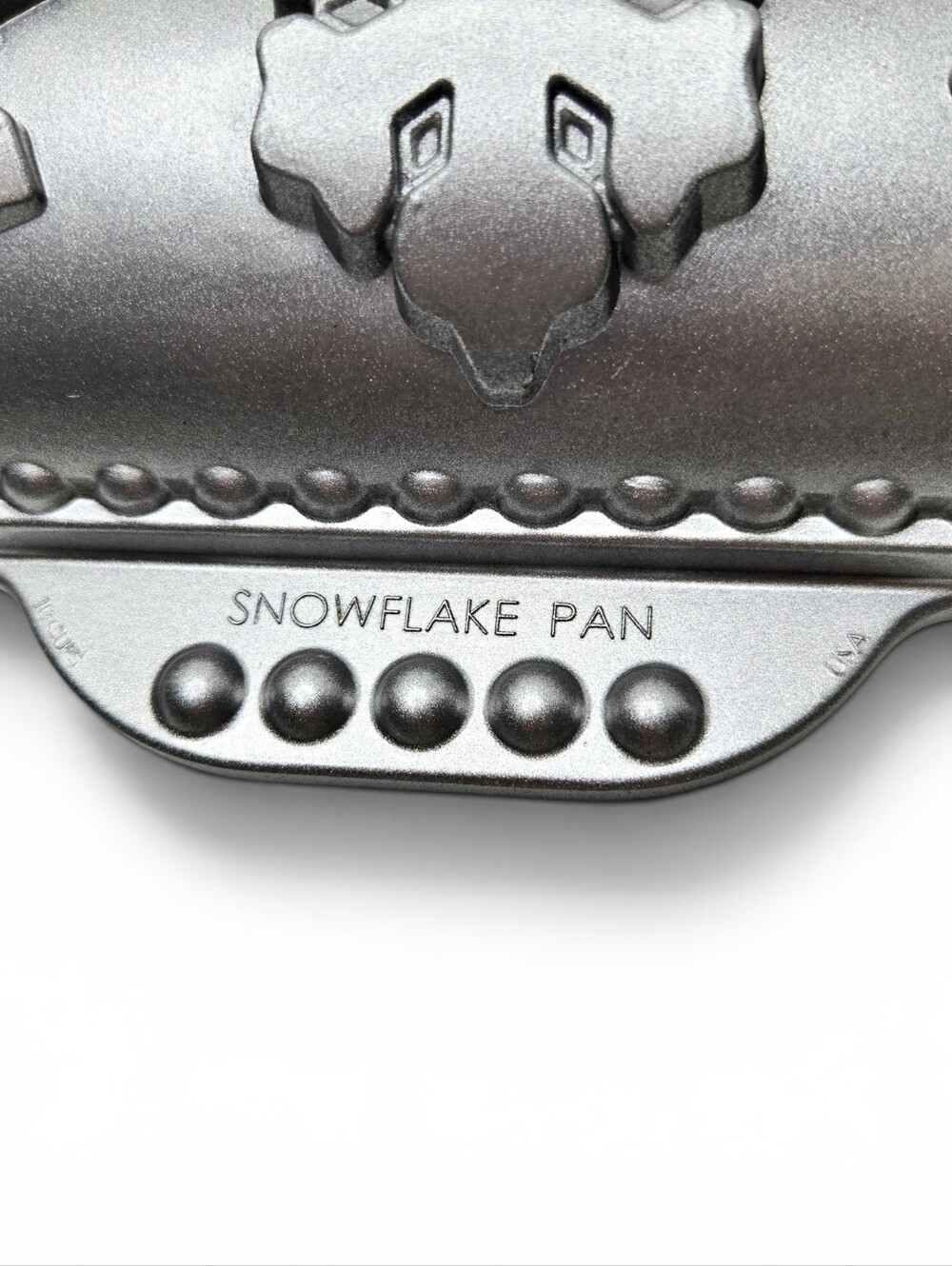 Nordic Ware Snowflake Baking Pan - Picture 7 of 11